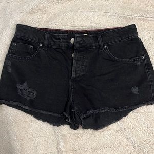 NWOT ROXY Distressed Black Jean Denim Shorts Size 29